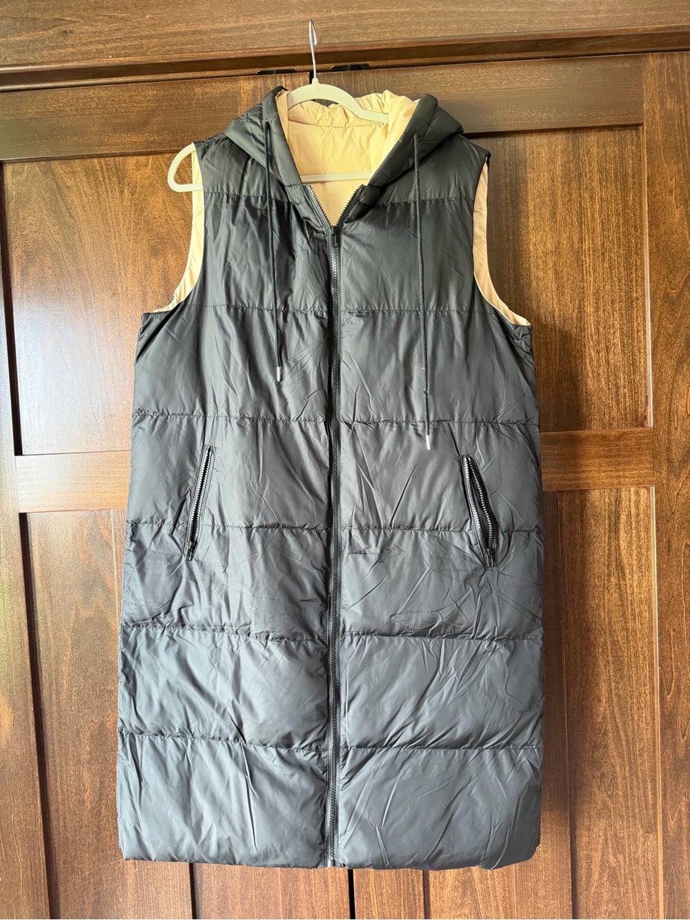 Sleeveless Hooded Puffer Vest - Black with Beige Lining